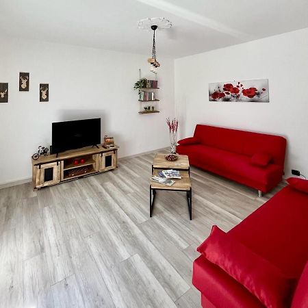 Apartamento La Casa Di Sabi Locana Exterior foto